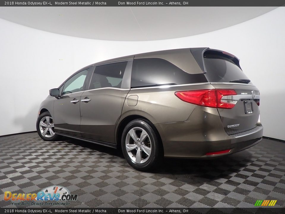 2018 Honda Odyssey EX-L Modern Steel Metallic / Mocha Photo #16