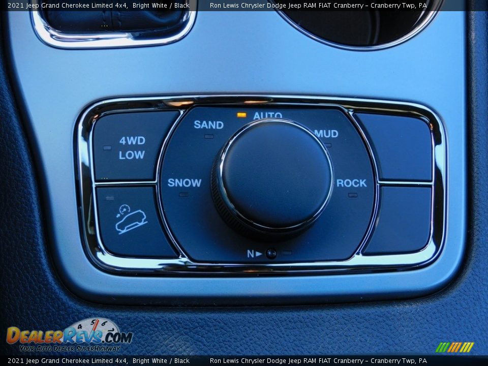 2021 Jeep Grand Cherokee Limited 4x4 Bright White / Black Photo #19