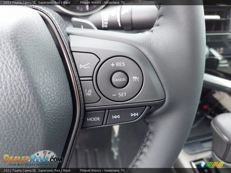 2021 Toyota Camry SE Steering Wheel Photo #17