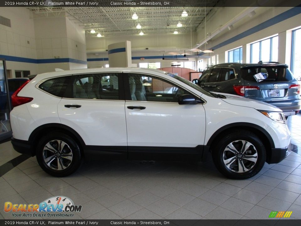 2019 Honda CR-V LX Platinum White Pearl / Ivory Photo #4