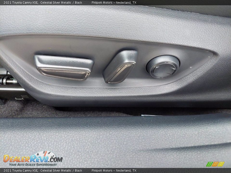 2021 Toyota Camry XSE Celestial Silver Metallic / Black Photo #25