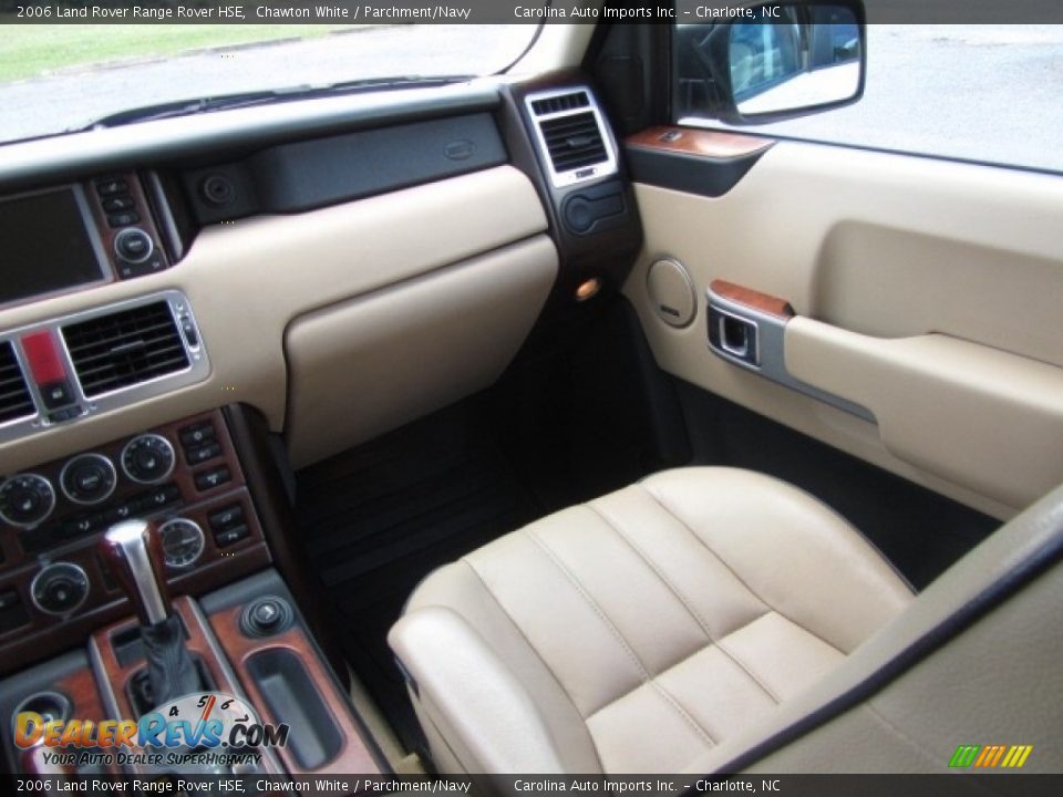 2006 Land Rover Range Rover HSE Chawton White / Parchment/Navy Photo #14