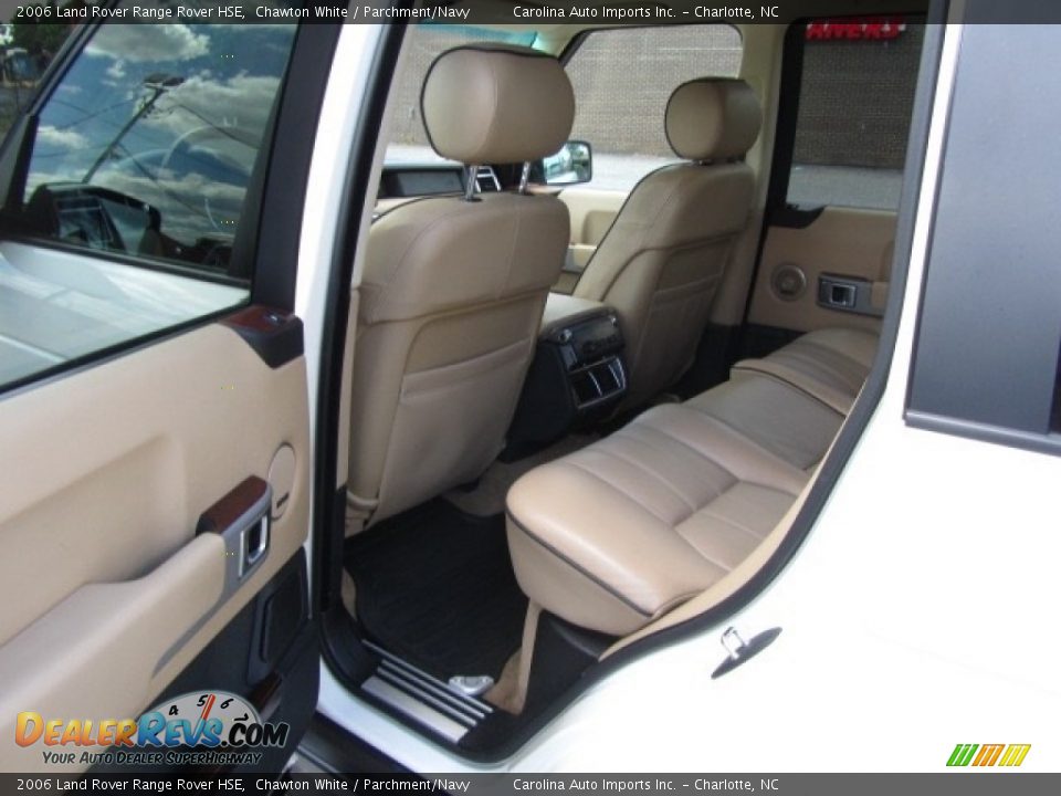 2006 Land Rover Range Rover HSE Chawton White / Parchment/Navy Photo #19