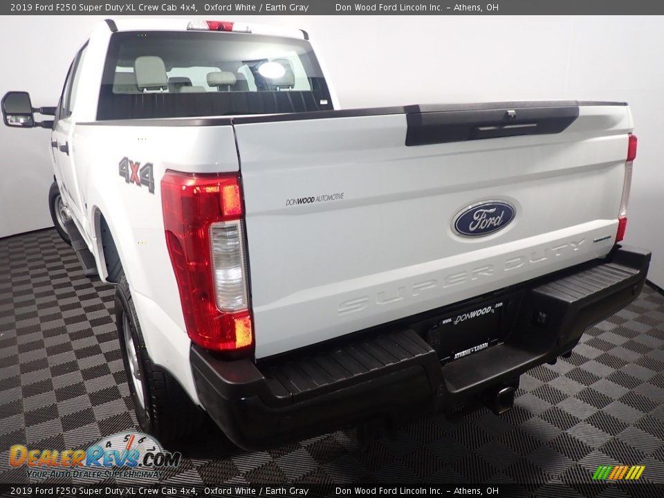 2019 Ford F250 Super Duty XL Crew Cab 4x4 Oxford White / Earth Gray Photo #13