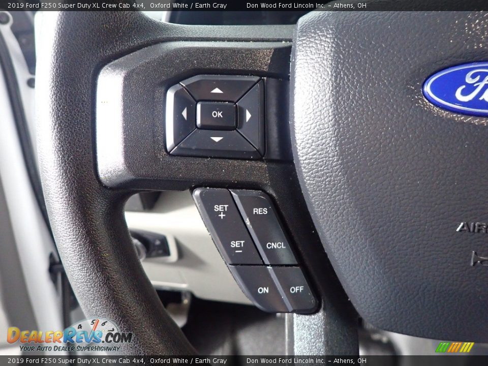 2019 Ford F250 Super Duty XL Crew Cab 4x4 Oxford White / Earth Gray Photo #29