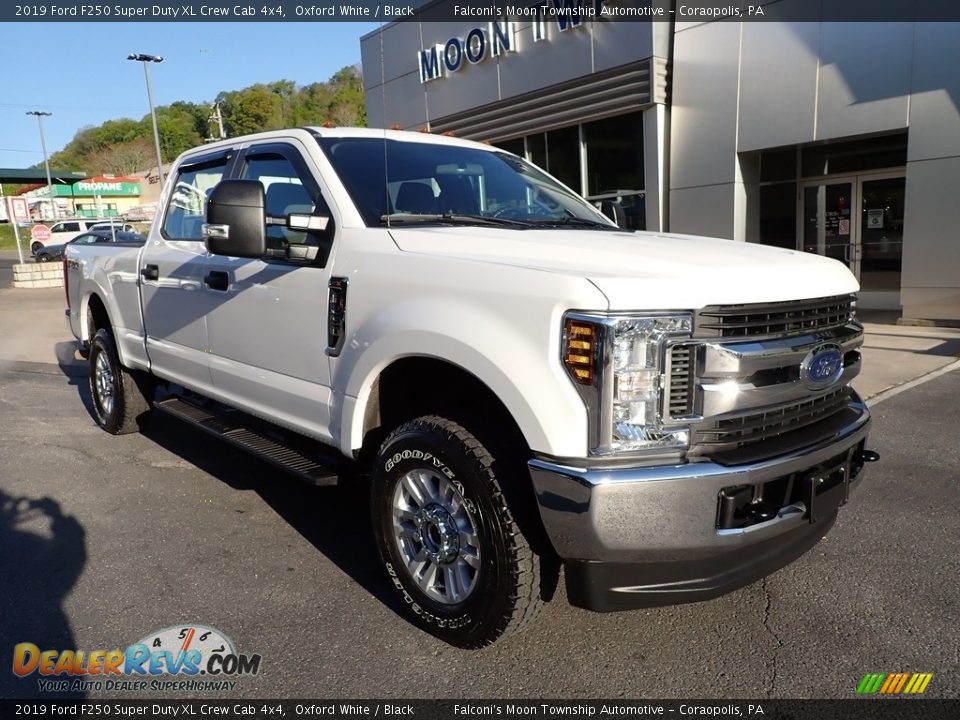 2019 Ford F250 Super Duty XL Crew Cab 4x4 Oxford White / Black Photo #9