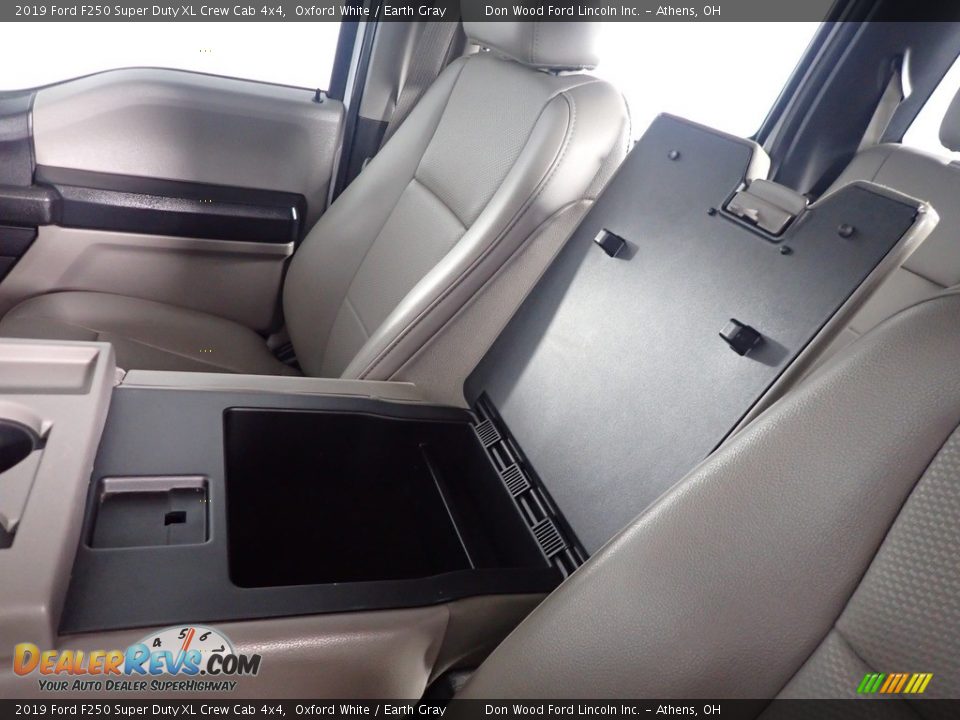 2019 Ford F250 Super Duty XL Crew Cab 4x4 Oxford White / Earth Gray Photo #35