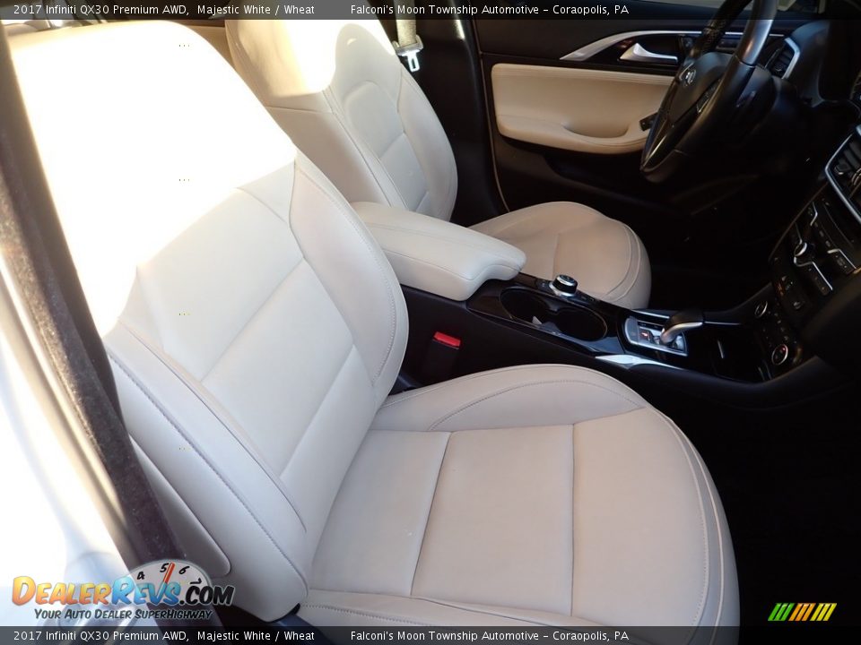 Front Seat of 2017 Infiniti QX30 Premium AWD Photo #11