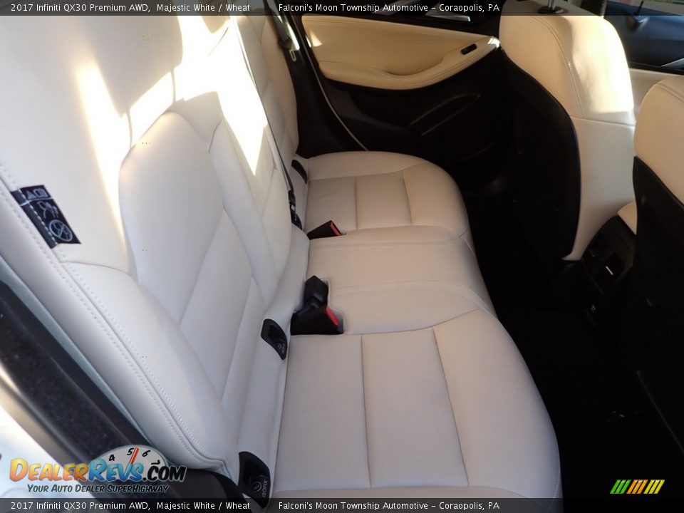 Rear Seat of 2017 Infiniti QX30 Premium AWD Photo #15