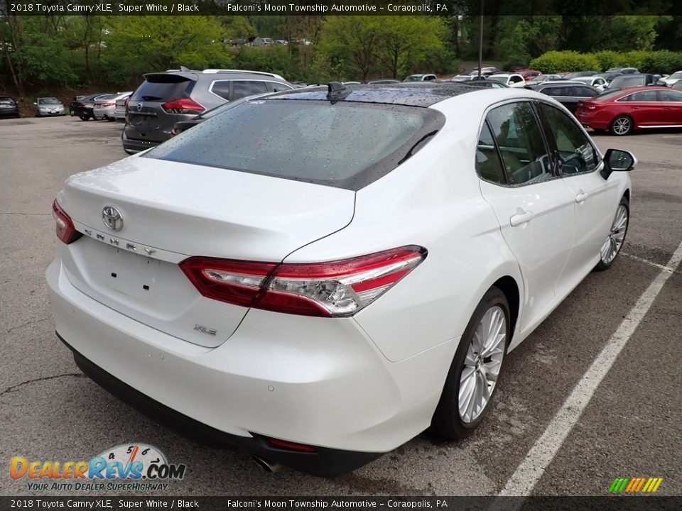 2018 Toyota Camry XLE Super White / Black Photo #4