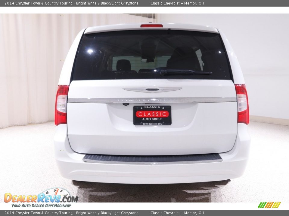 2014 Chrysler Town & Country Touring Bright White / Black/Light Graystone Photo #17