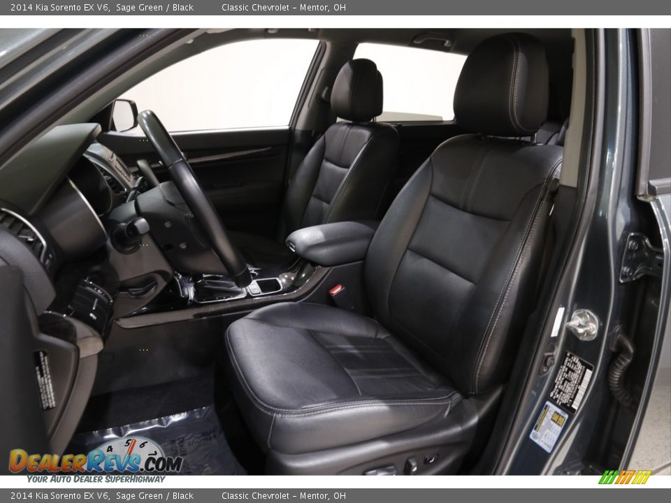 Front Seat of 2014 Kia Sorento EX V6 Photo #5