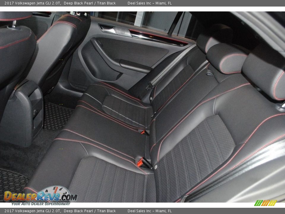 Rear Seat of 2017 Volkswagen Jetta GLI 2.0T Photo #10