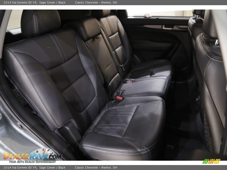 Rear Seat of 2014 Kia Sorento EX V6 Photo #15