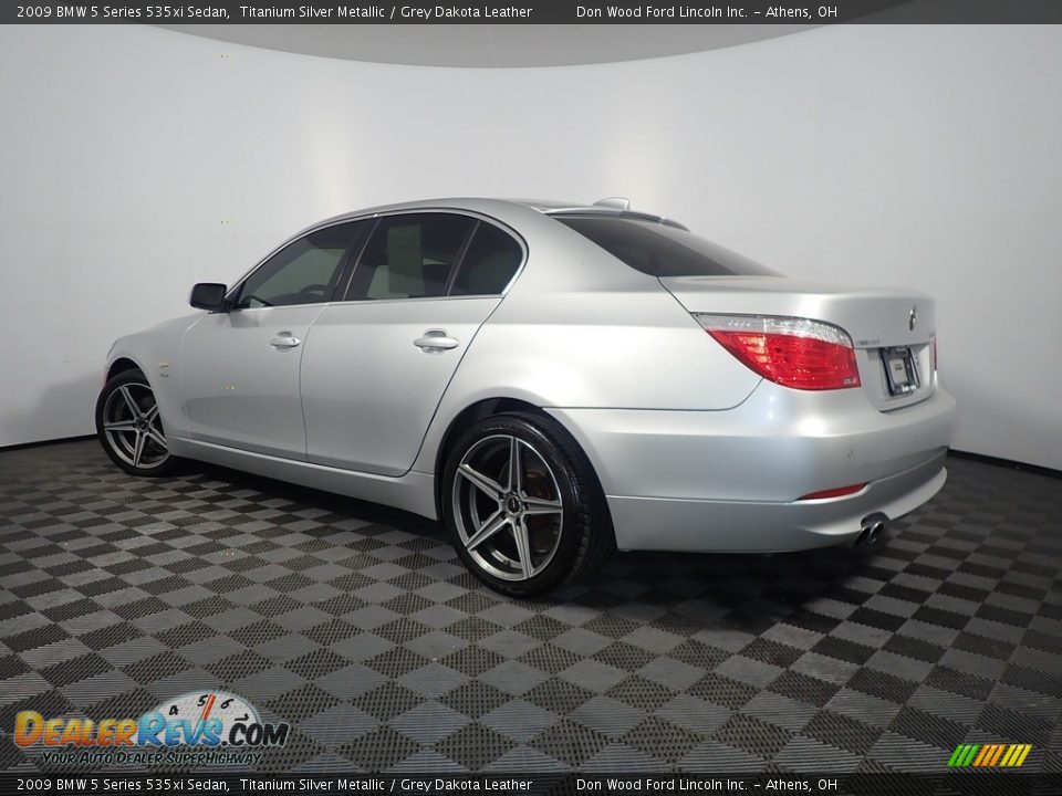 2009 BMW 5 Series 535xi Sedan Titanium Silver Metallic / Grey Dakota Leather Photo #12