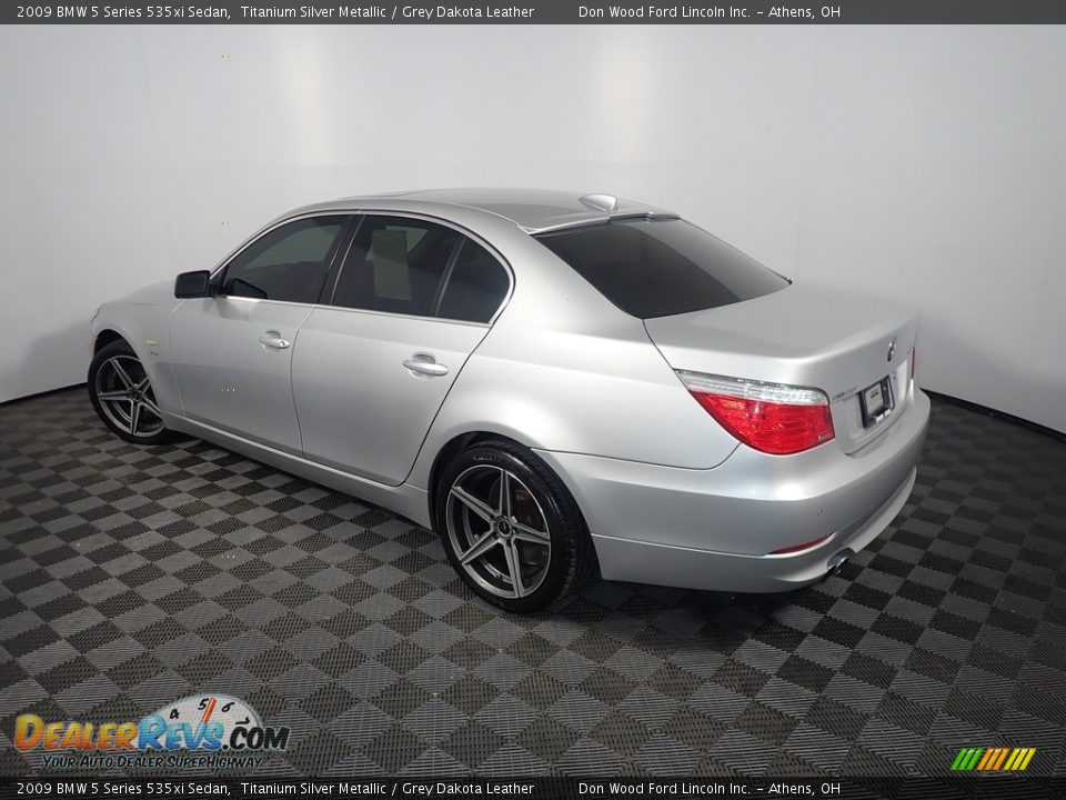 2009 BMW 5 Series 535xi Sedan Titanium Silver Metallic / Grey Dakota Leather Photo #13