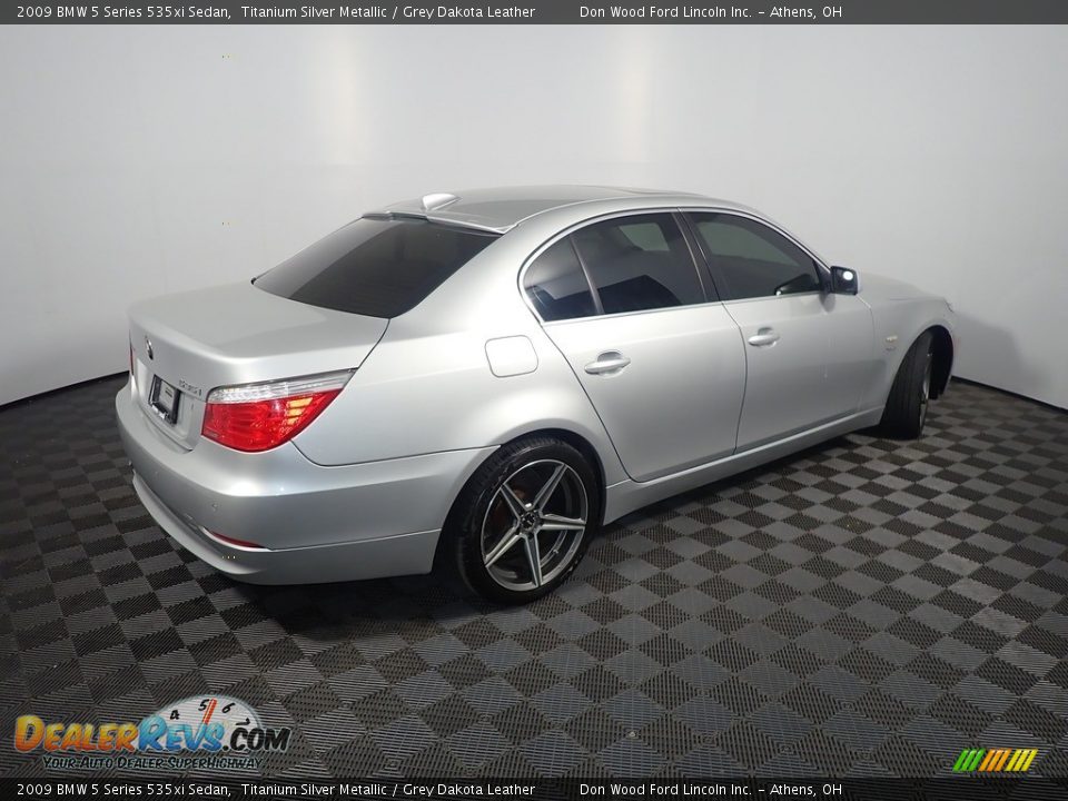 2009 BMW 5 Series 535xi Sedan Titanium Silver Metallic / Grey Dakota Leather Photo #18