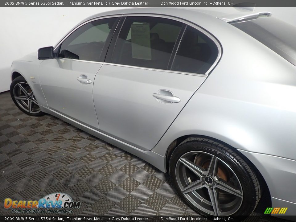 2009 BMW 5 Series 535xi Sedan Titanium Silver Metallic / Grey Dakota Leather Photo #19