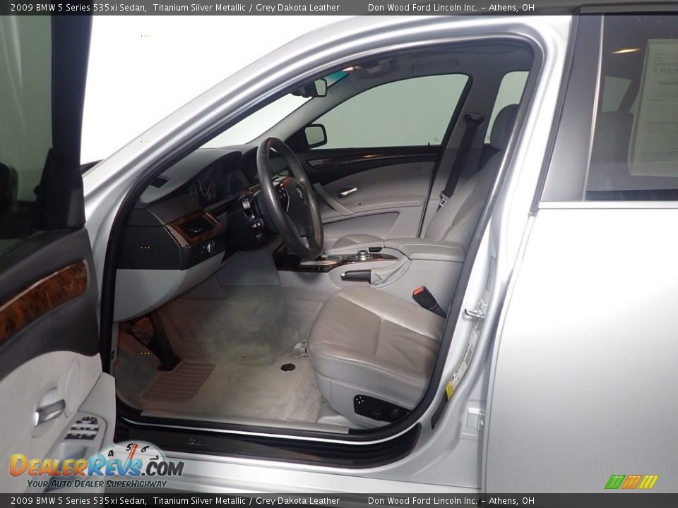2009 BMW 5 Series 535xi Sedan Titanium Silver Metallic / Grey Dakota Leather Photo #23