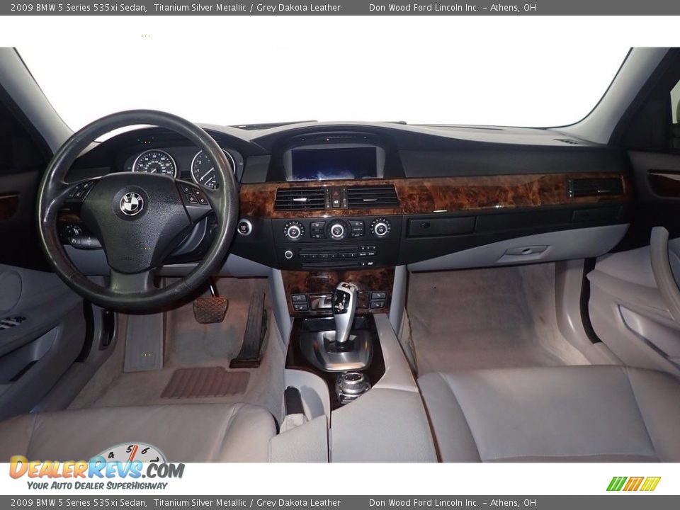 2009 BMW 5 Series 535xi Sedan Titanium Silver Metallic / Grey Dakota Leather Photo #25