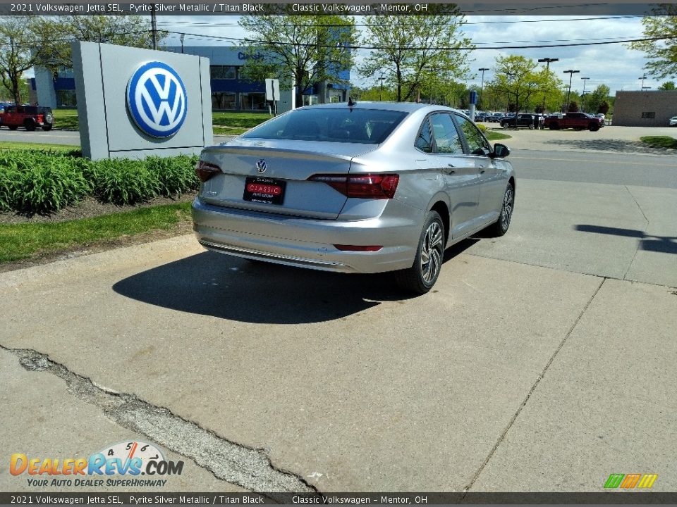 2021 Volkswagen Jetta SEL Pyrite Silver Metallic / Titan Black Photo #2