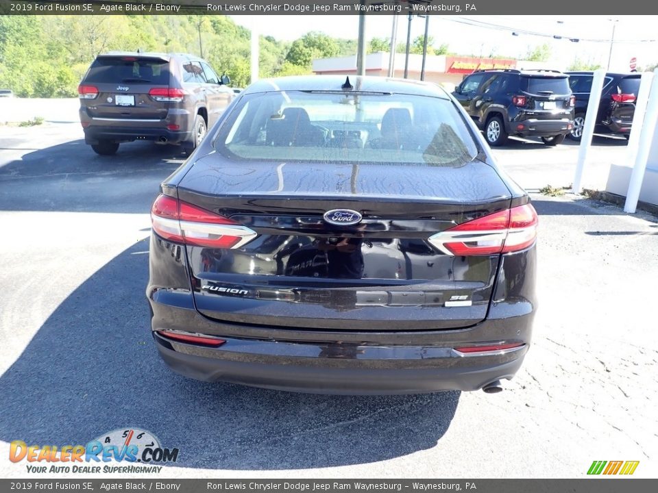 2019 Ford Fusion SE Agate Black / Ebony Photo #5