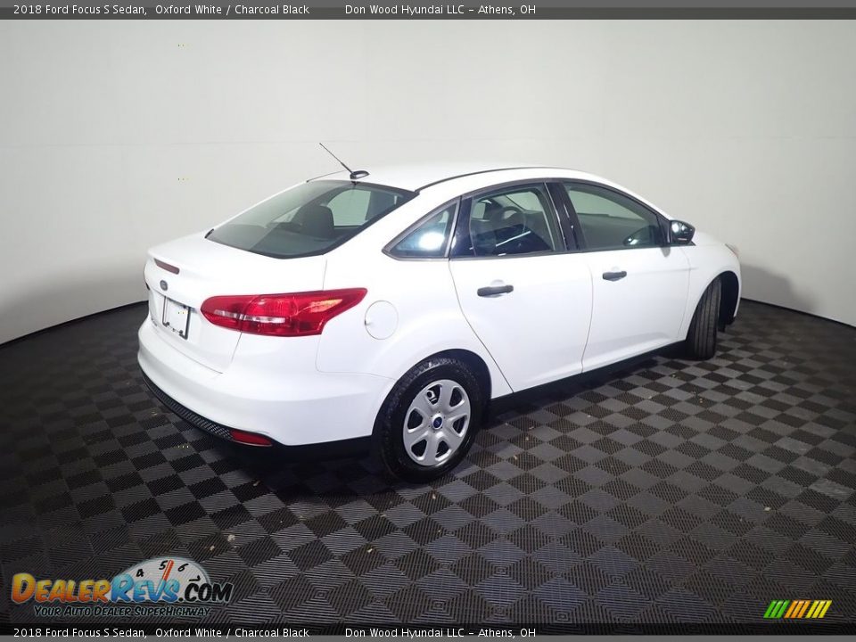 2018 Ford Focus S Sedan Oxford White / Charcoal Black Photo #17