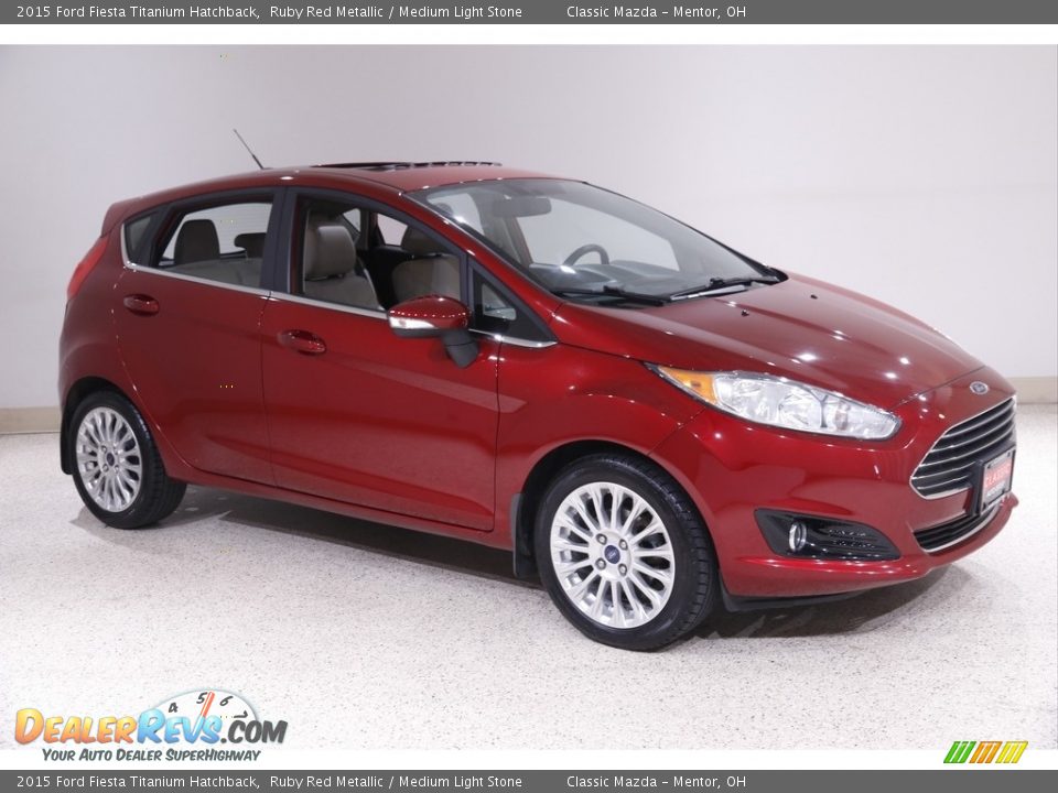 Front 3/4 View of 2015 Ford Fiesta Titanium Hatchback Photo #1