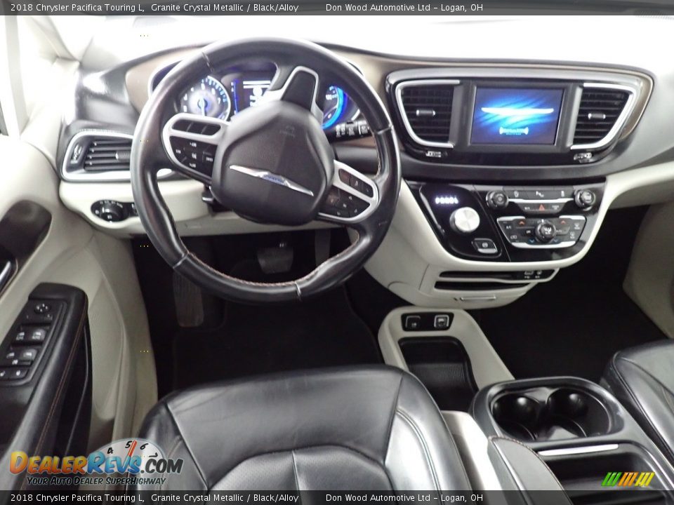 2018 Chrysler Pacifica Touring L Granite Crystal Metallic / Black/Alloy Photo #28