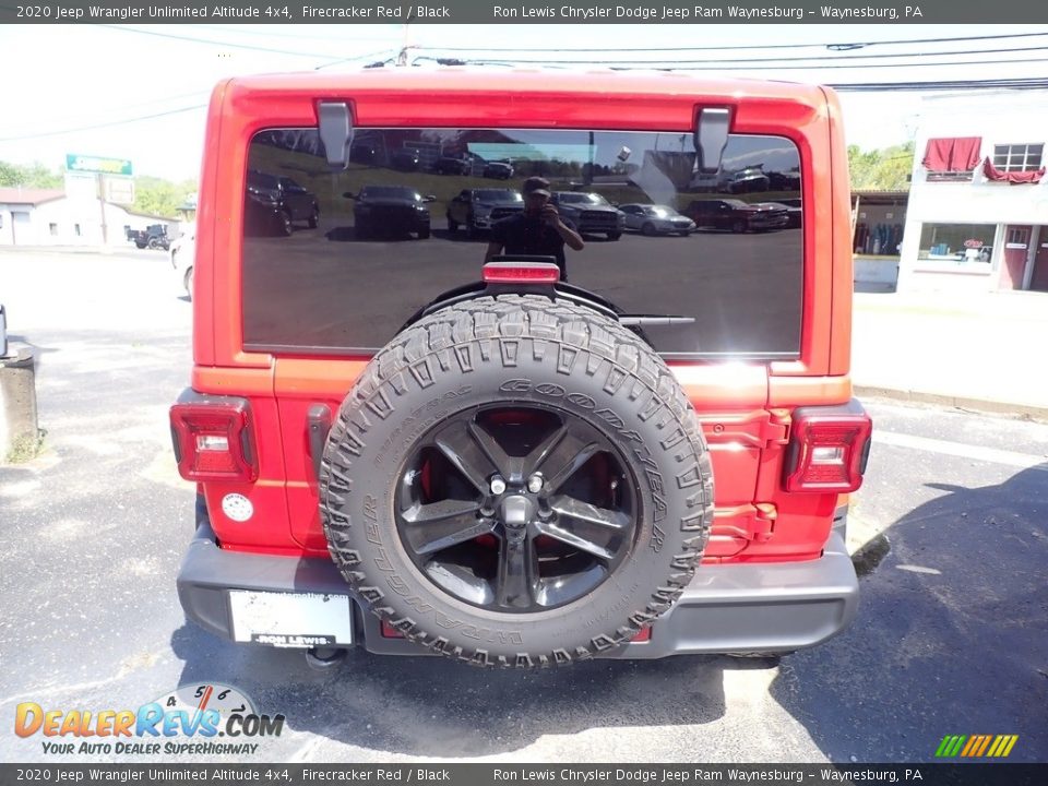 2020 Jeep Wrangler Unlimited Altitude 4x4 Firecracker Red / Black Photo #4