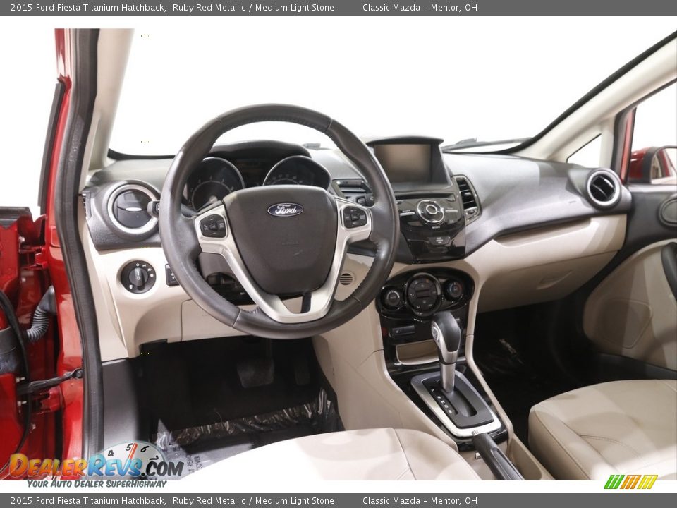 Medium Light Stone Interior - 2015 Ford Fiesta Titanium Hatchback Photo #6