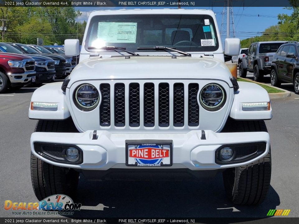 2021 Jeep Gladiator Overland 4x4 Bright White / Black Photo #3