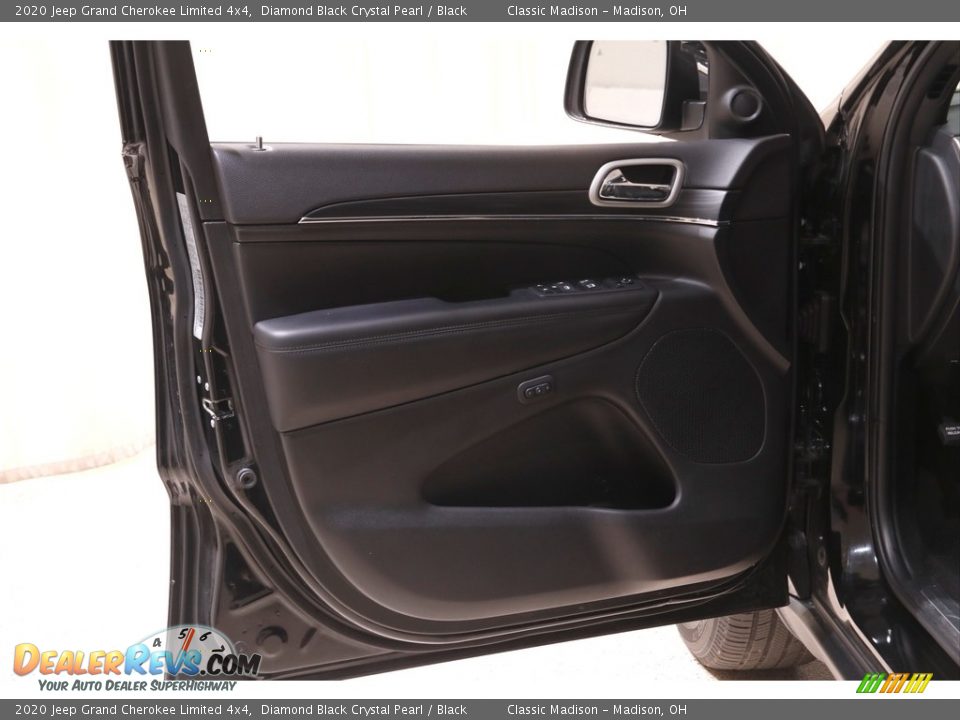 2020 Jeep Grand Cherokee Limited 4x4 Diamond Black Crystal Pearl / Black Photo #4