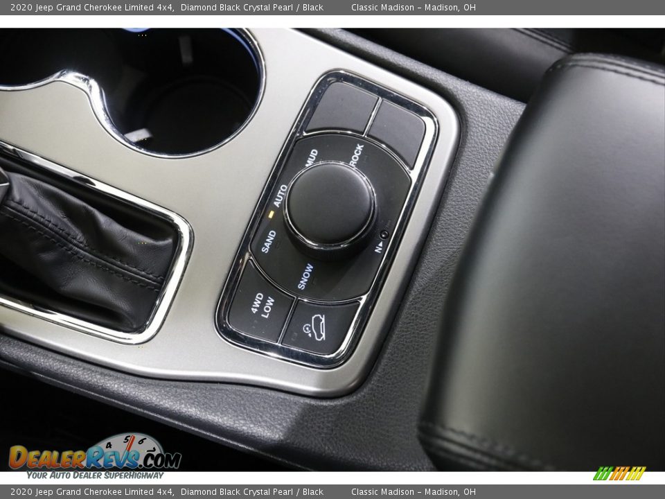 2020 Jeep Grand Cherokee Limited 4x4 Diamond Black Crystal Pearl / Black Photo #15