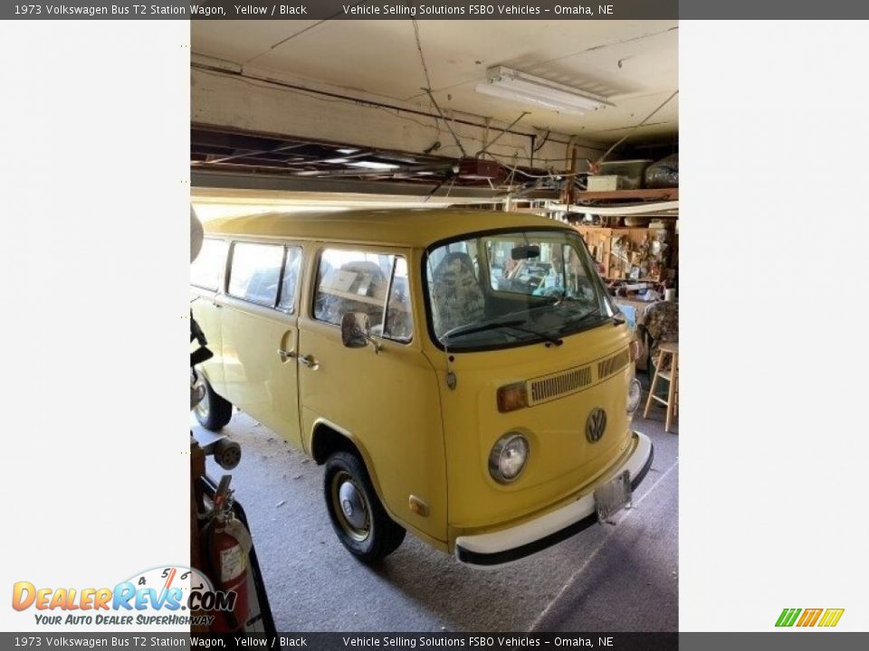 1973 Volkswagen Bus T2 Station Wagon Yellow / Black Photo #2