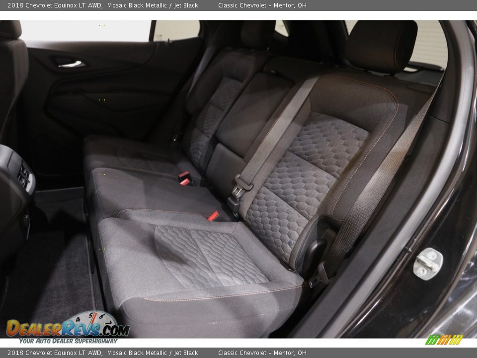 2018 Chevrolet Equinox LT AWD Mosaic Black Metallic / Jet Black Photo #15