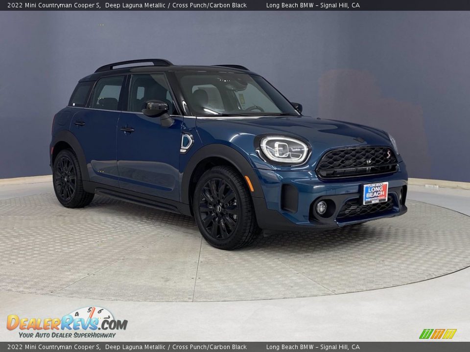 Front 3/4 View of 2022 Mini Countryman Cooper S Photo #27