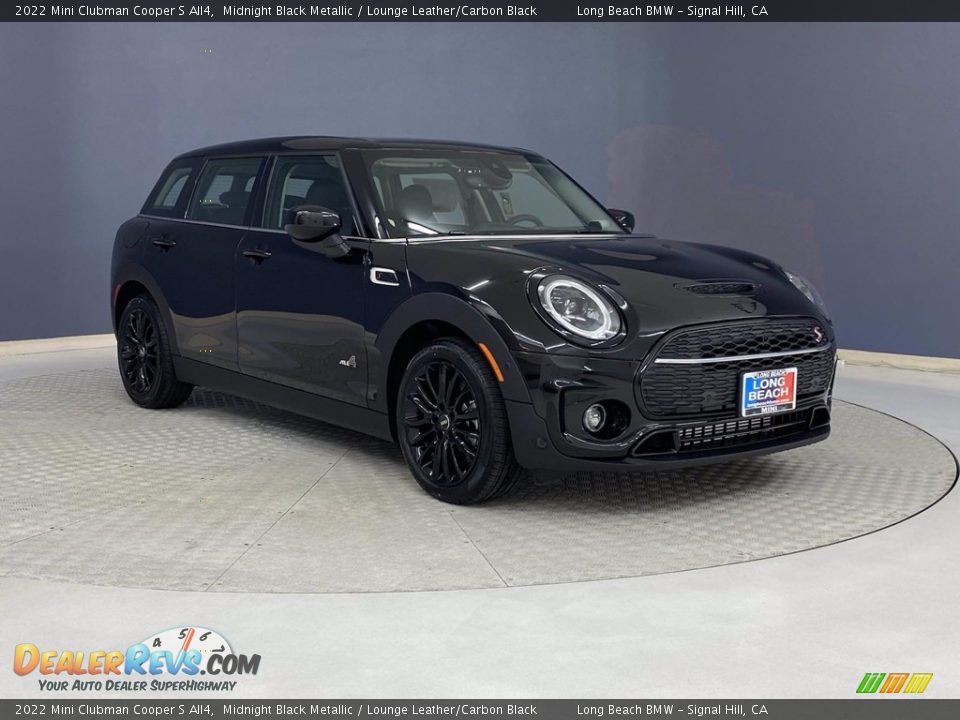Front 3/4 View of 2022 Mini Clubman Cooper S All4 Photo #27