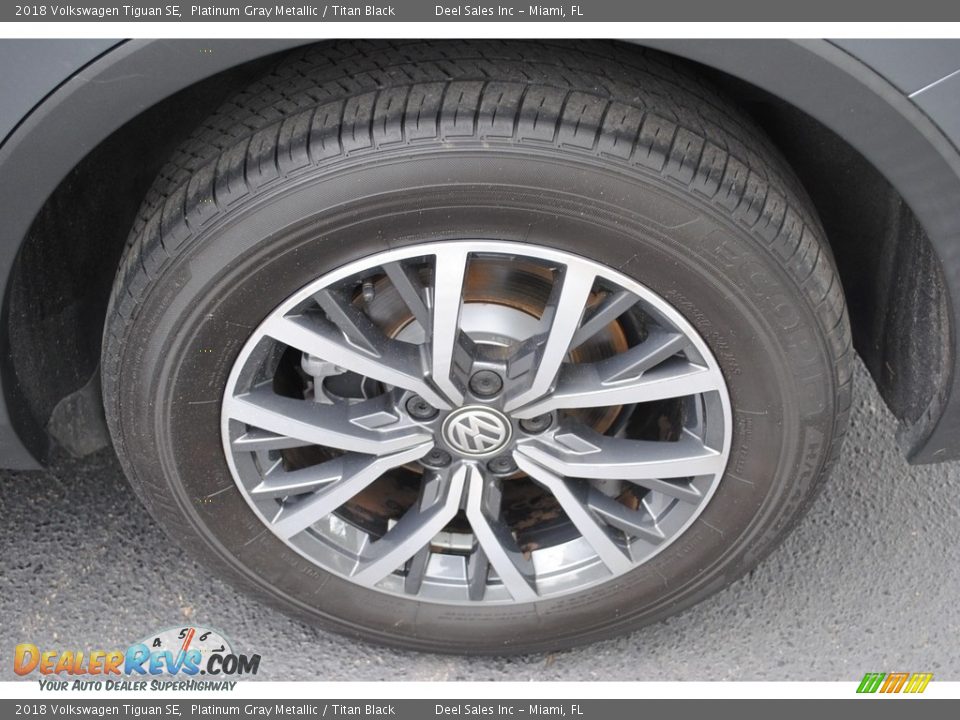2018 Volkswagen Tiguan SE Platinum Gray Metallic / Titan Black Photo #11