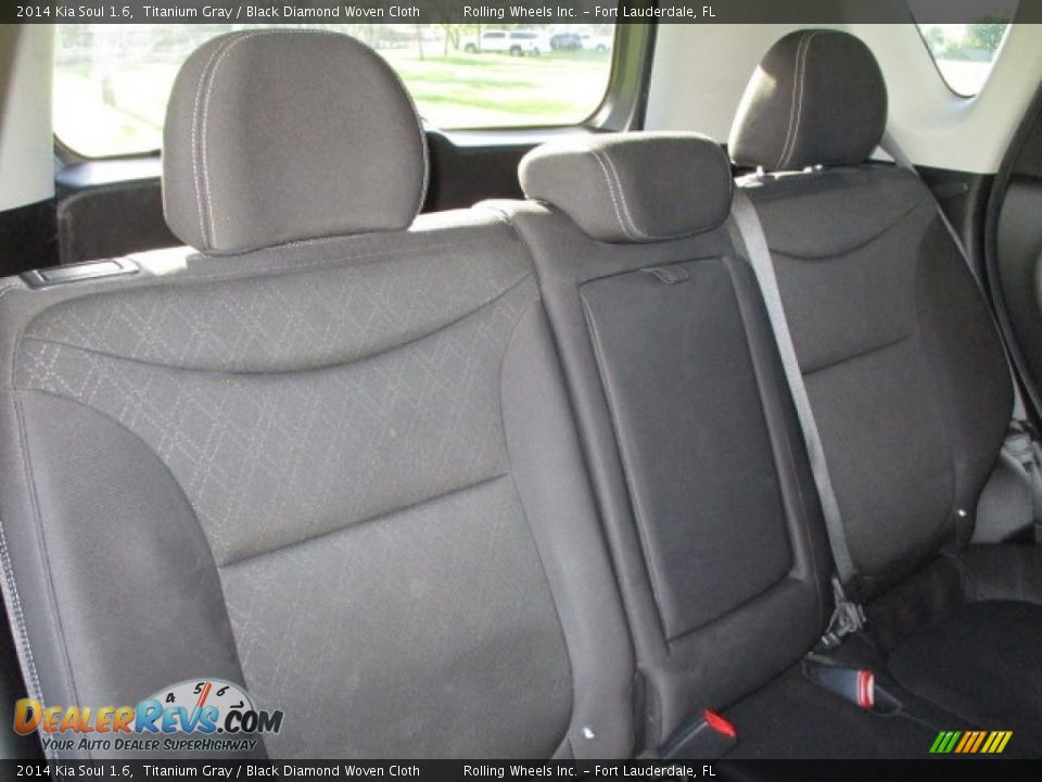 2014 Kia Soul 1.6 Titanium Gray / Black Diamond Woven Cloth Photo #6