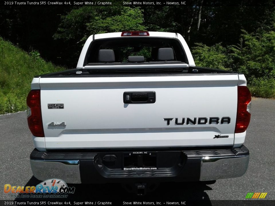 2019 Toyota Tundra SR5 CrewMax 4x4 Super White / Graphite Photo #9