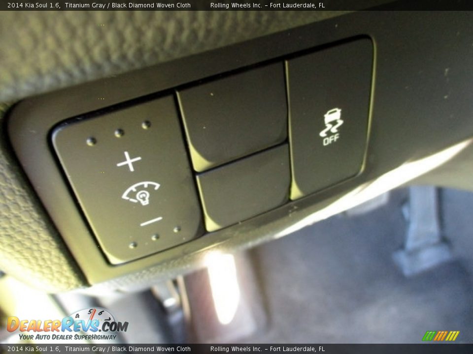 2014 Kia Soul 1.6 Titanium Gray / Black Diamond Woven Cloth Photo #18