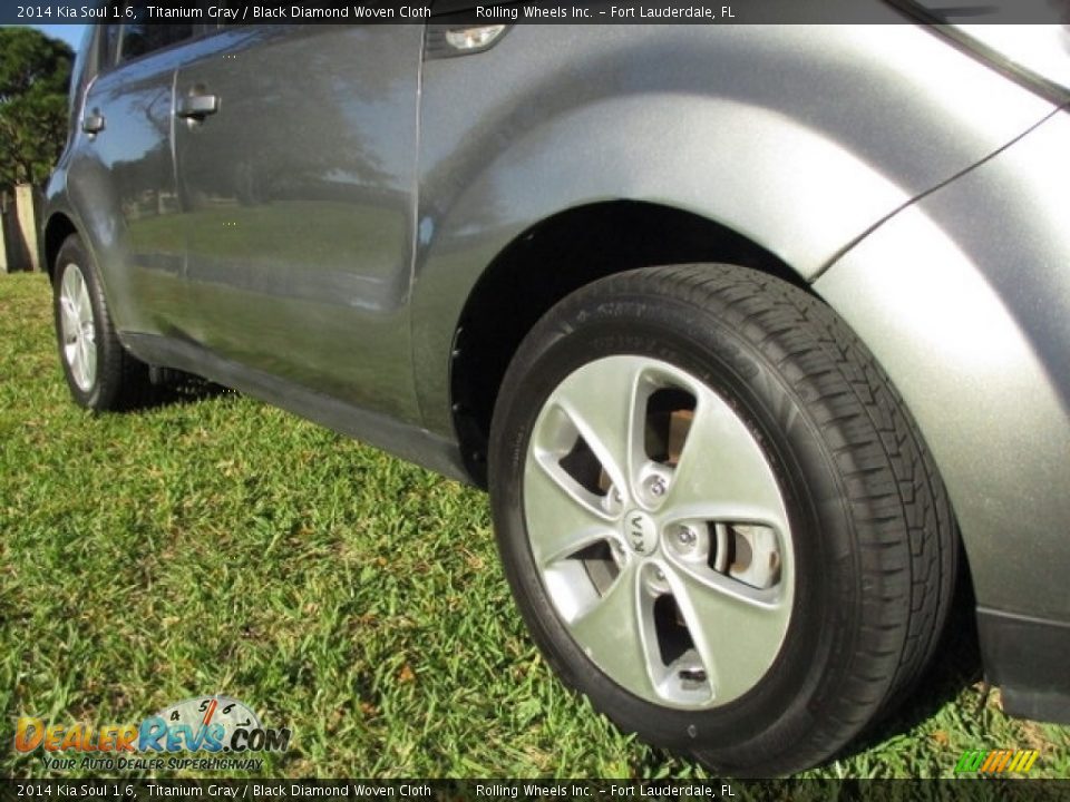 2014 Kia Soul 1.6 Titanium Gray / Black Diamond Woven Cloth Photo #27