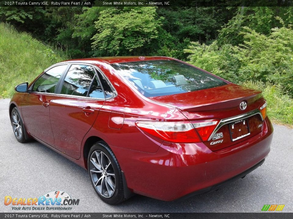 2017 Toyota Camry XSE Ruby Flare Pearl / Ash Photo #10