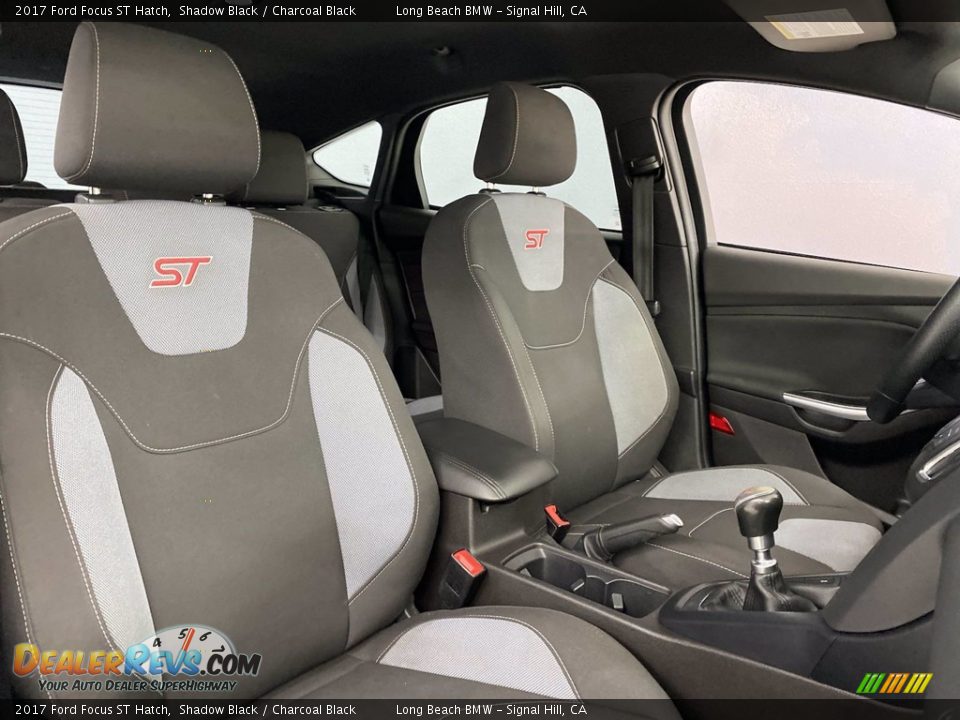 Front Seat of 2017 Ford Focus ST Hatch Photo #31