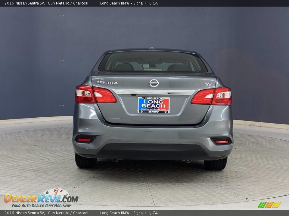 2016 Nissan Sentra SV Gun Metallic / Charcoal Photo #4