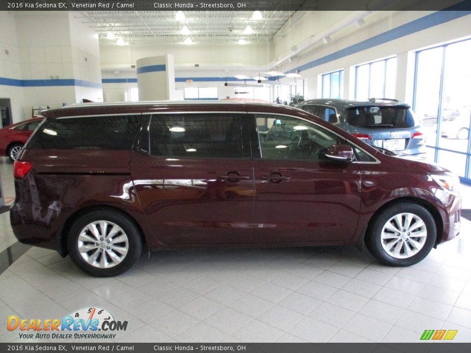 2016 Kia Sedona EX Venetian Red / Camel Photo #4