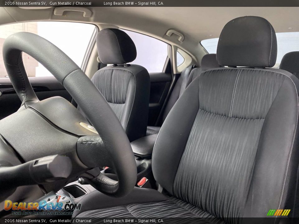 Front Seat of 2016 Nissan Sentra SV Photo #17