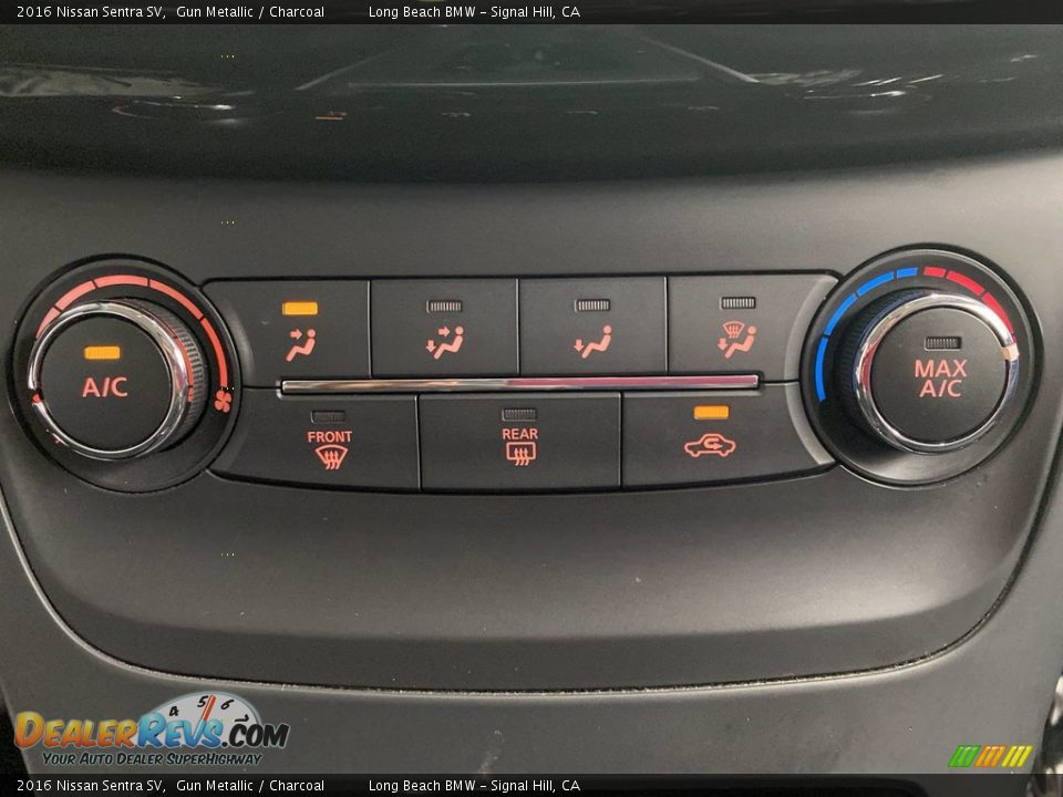 Controls of 2016 Nissan Sentra SV Photo #25