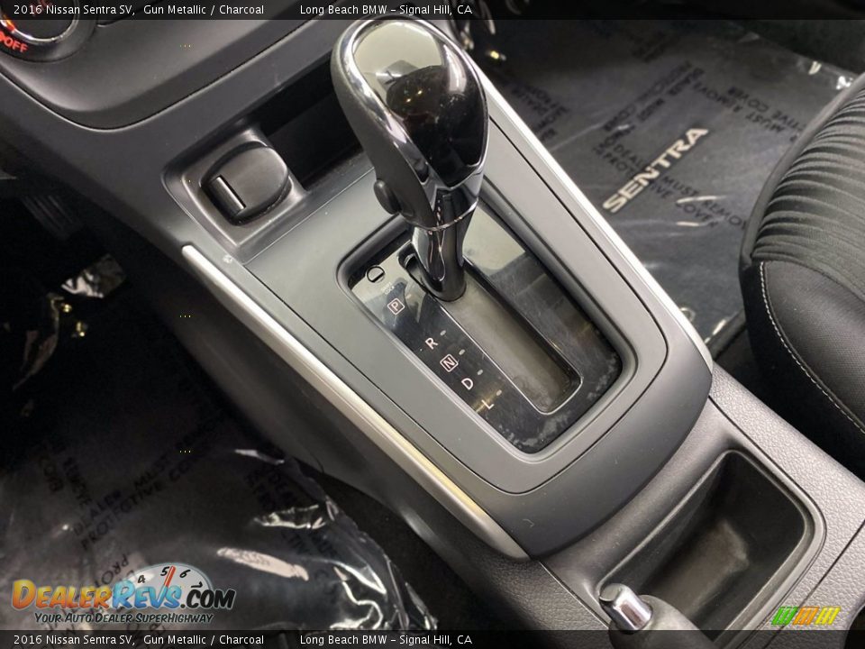 2016 Nissan Sentra SV Shifter Photo #26